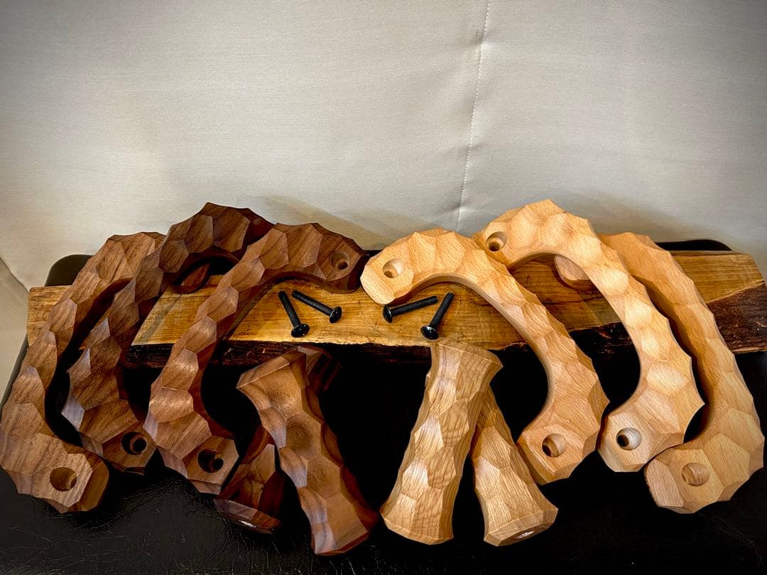 アシストグリップ　17本目！！名栗加工　超絶極上激渋品　ハイエース専用