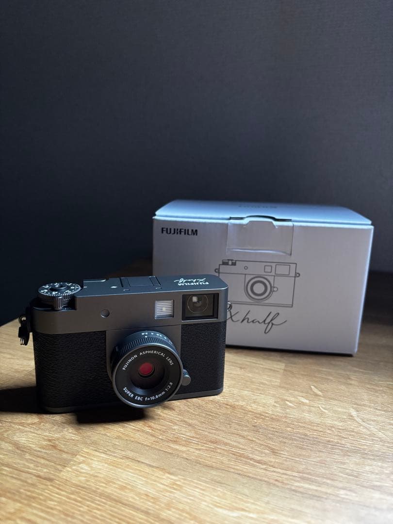 FUJIFILM Xhalf X-HF1 チャコールシルバー