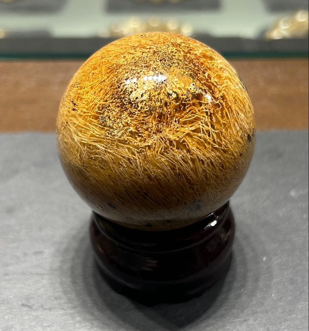 ゴールデンルチルクォーツクリスタル　丸玉186g