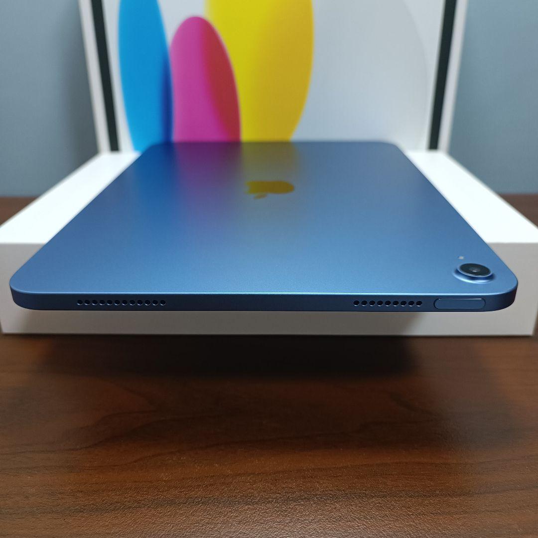 (美品) iPad 10.9 第10世代 WiFi 256GB キーボード付き