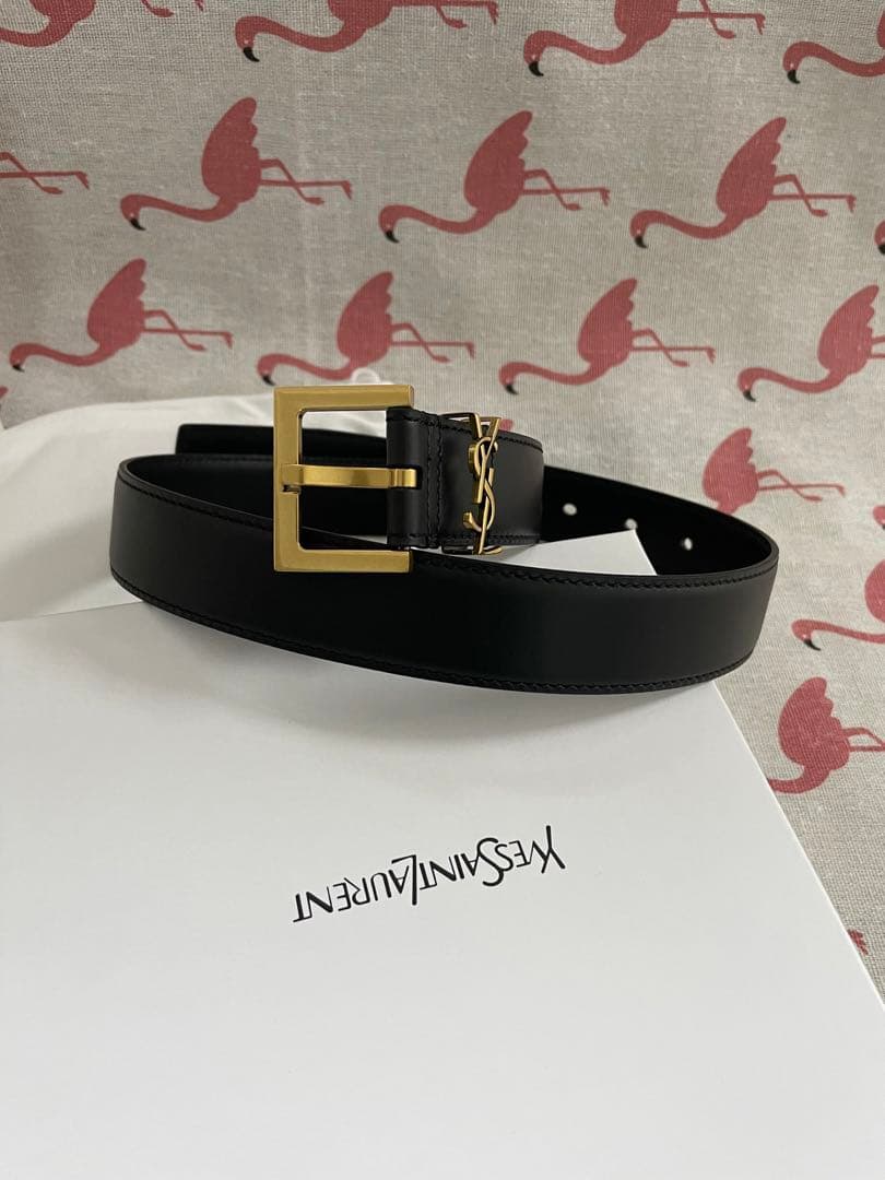 断捨離サンローラン　黒のレザーベルト 90*3cm