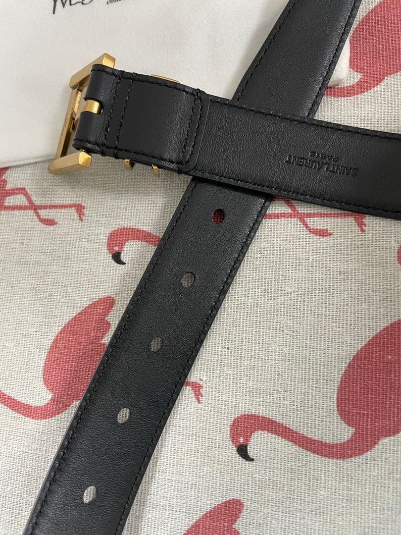 断捨離サンローラン　黒のレザーベルト 90*3cm