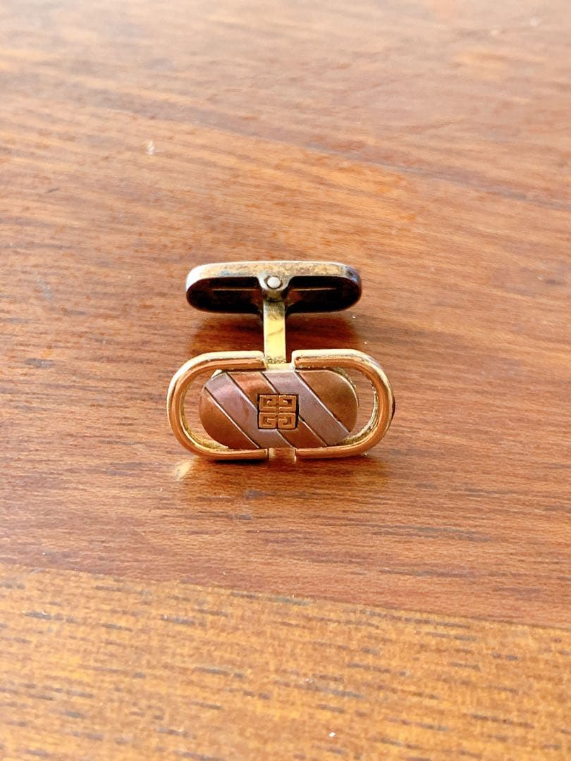 Givenchy 幾何学模様 カフス K10/silver 片方のみ