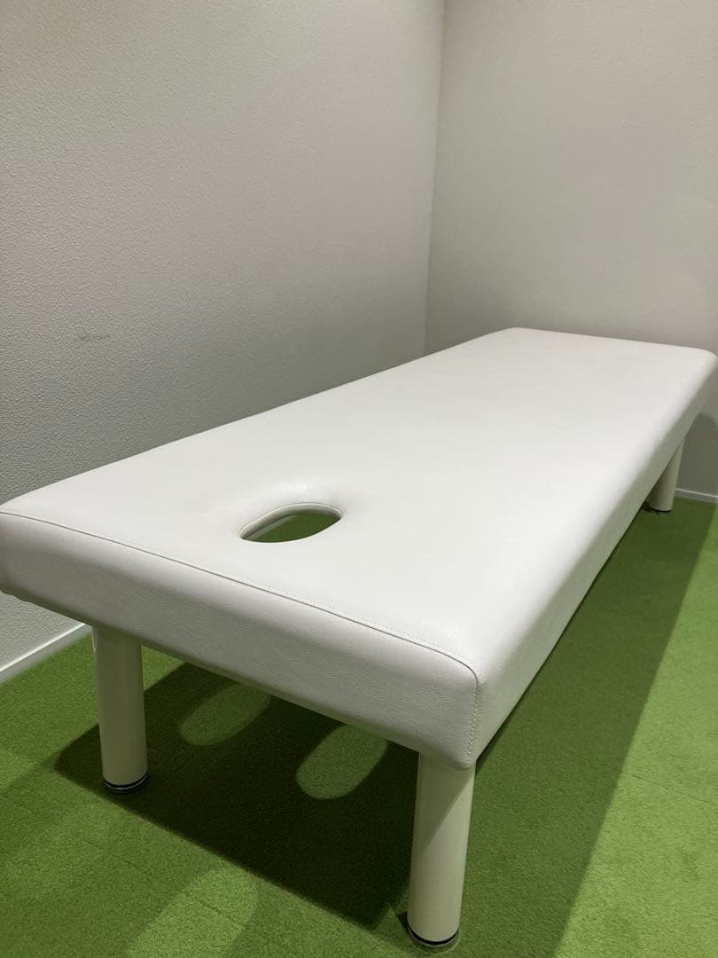 高田ベッド　有孔外脚DXベッド　マッサージベッド　施術台　施術ベッド　国産