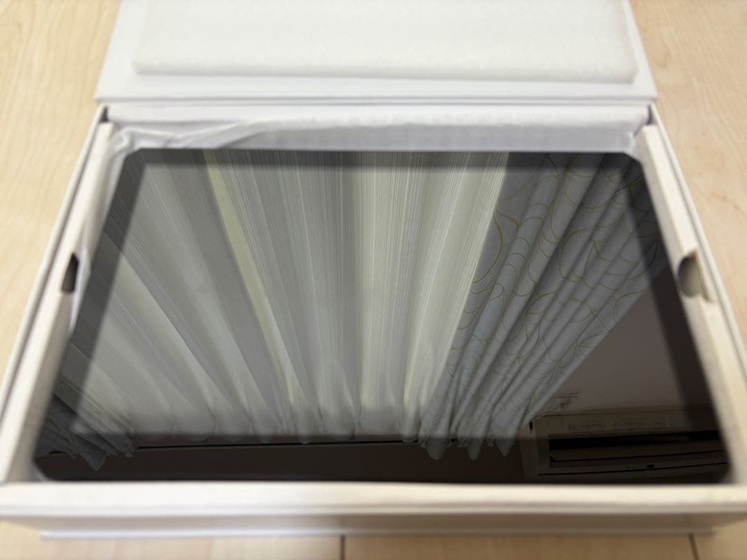 モバイルモニター10.8インチ