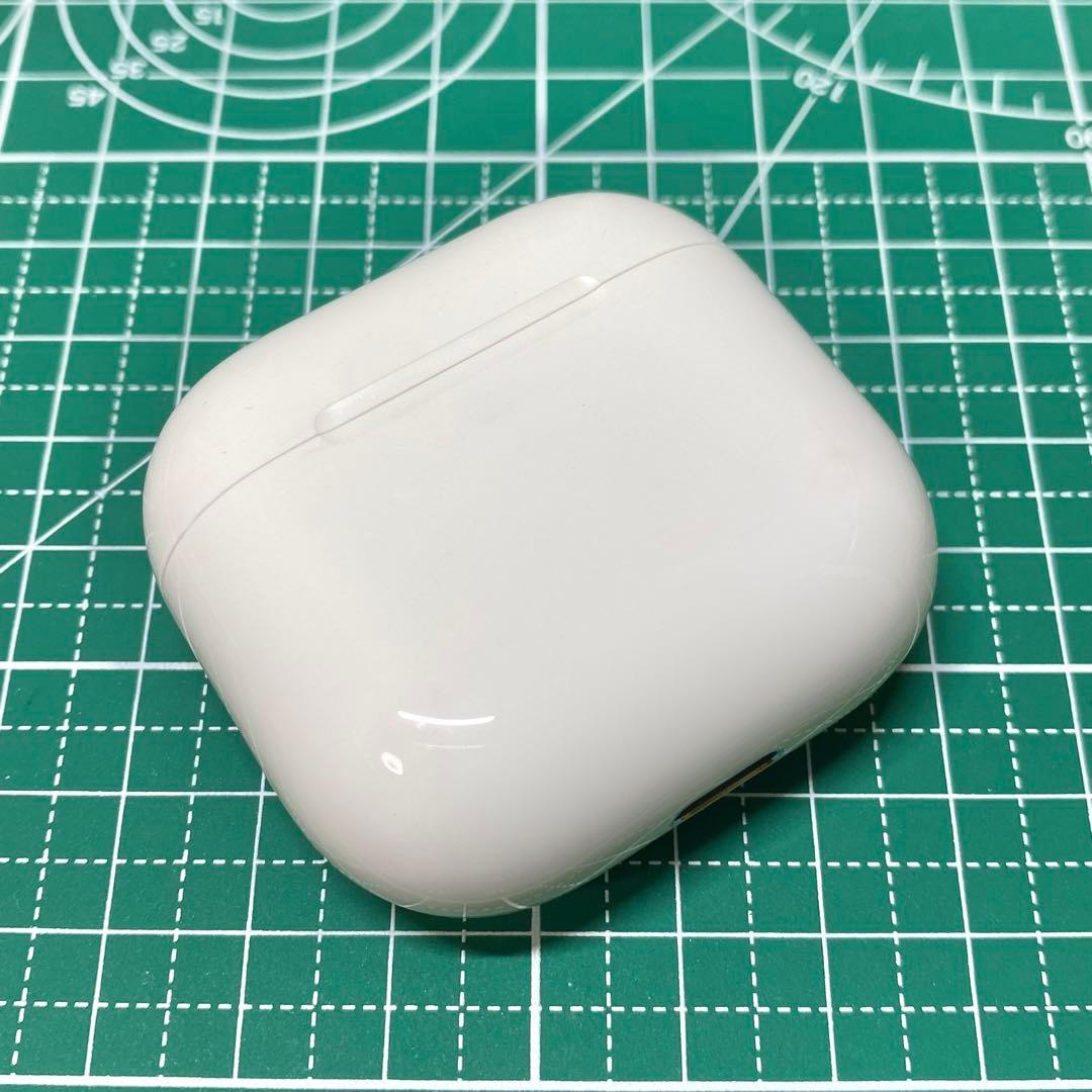 Apple AirPods第4世代 エアポッツ第四世代充電ケース(ANC無し)