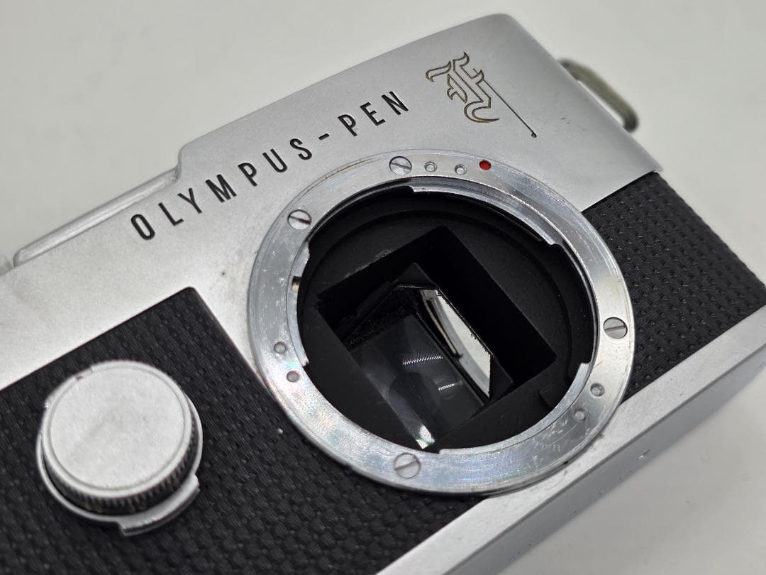 OLYMPUS PEN F ハーフサイズ D.Zuiko 38mm F2.8