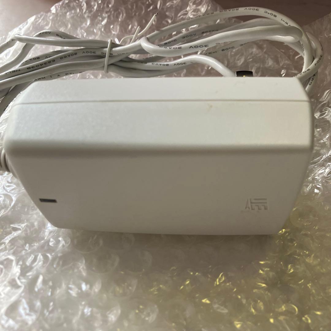 NEWA 美顔器 ピンク