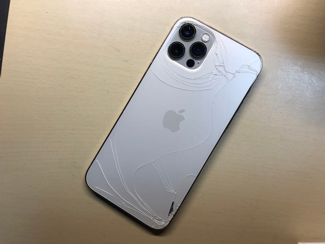 iPhone12pro ゴールド　SIMフリー　背面割れ有　256GB