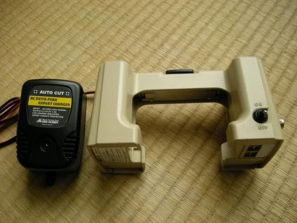 ペンタックス　バッテリー　MB19＆充電器