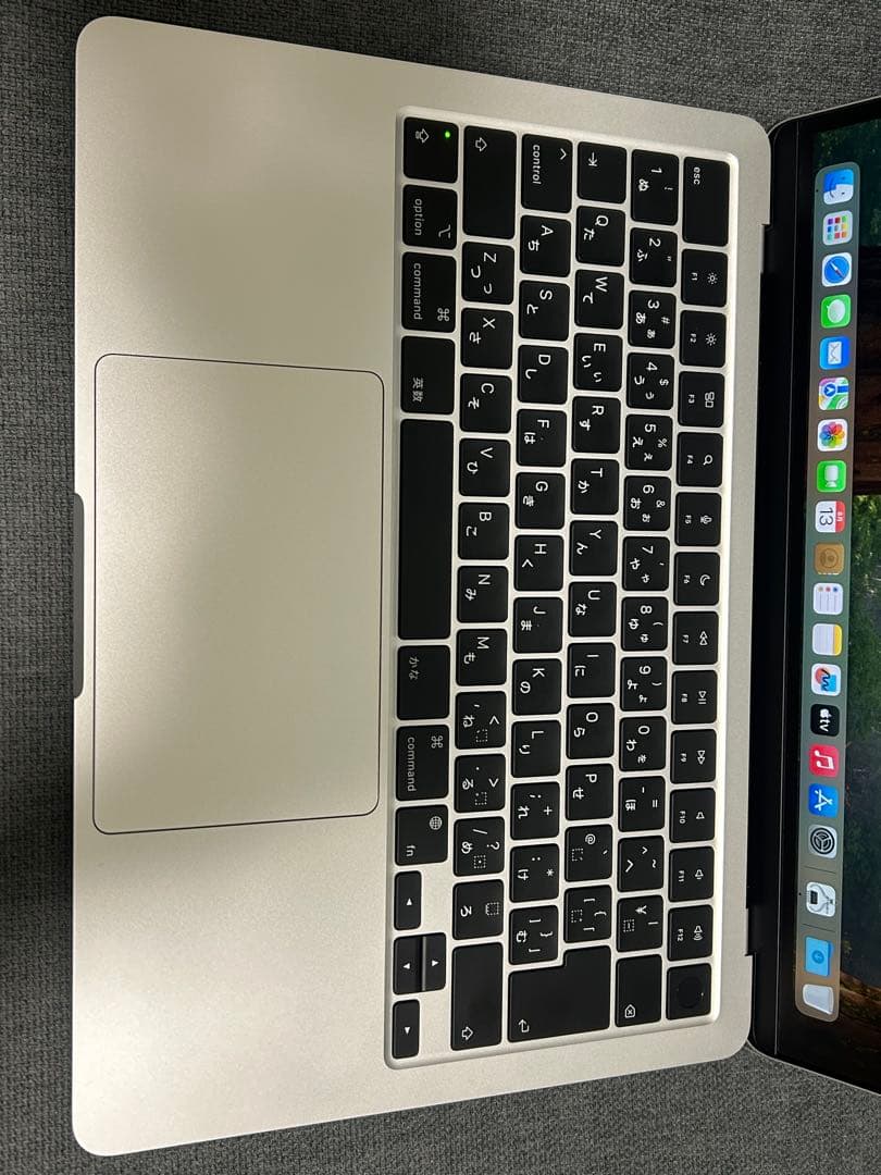 MacBook Air M3 2024 13インチ apple 本体