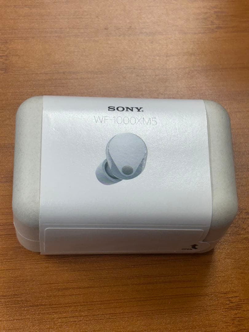 未開封　ソニー WF-1000XM5 ワイヤレスイヤホン プラチナシルバー