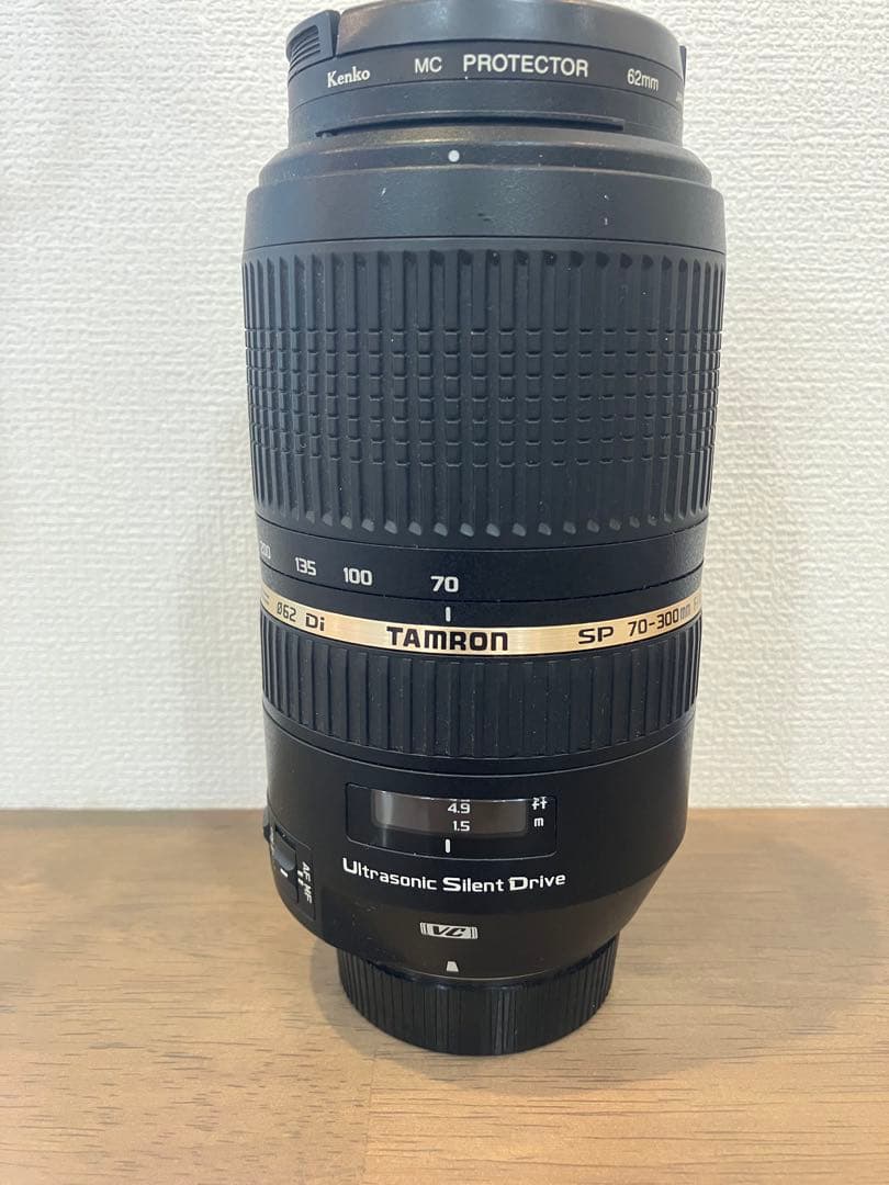 TAMRON SP 70-300mm F/4-5.6 ズームレンズ
