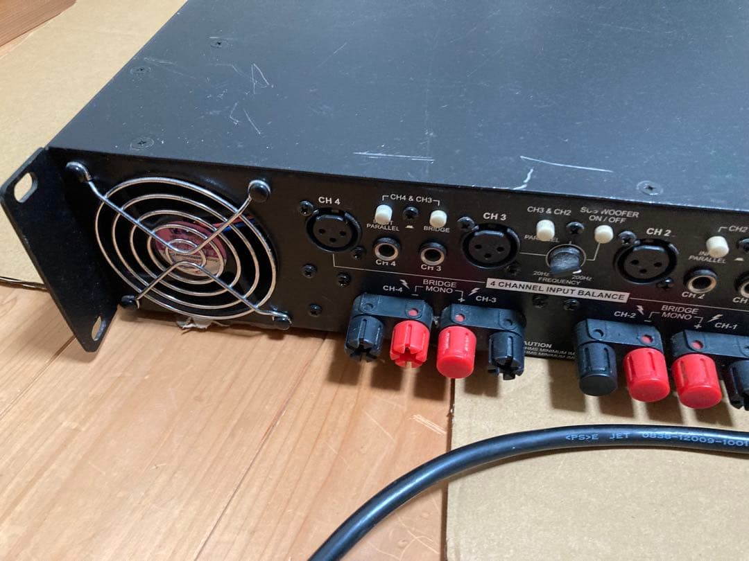 アンプ classic pro cp4100