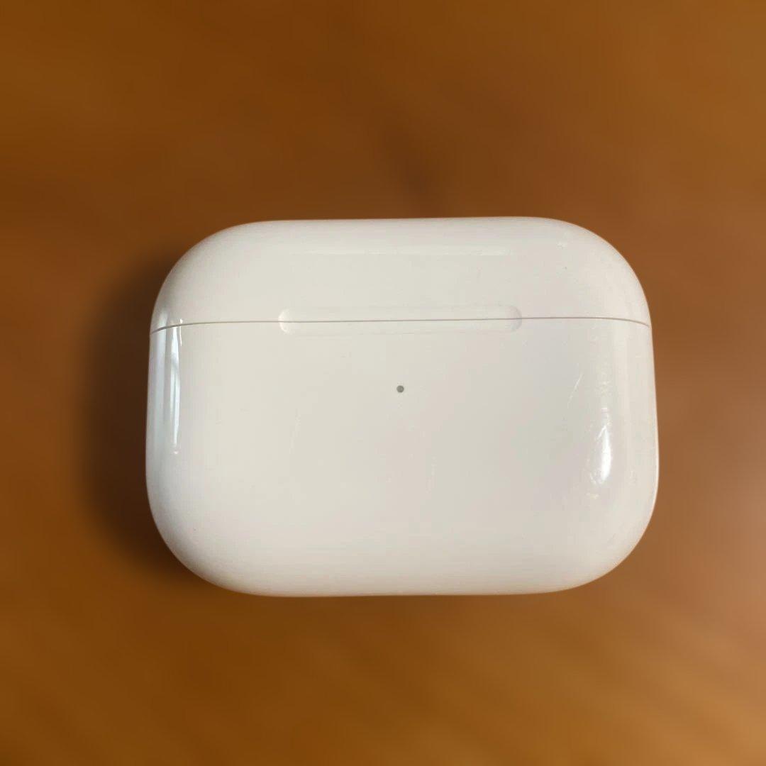 AirPods Pro ホワイト 充電ケース付き