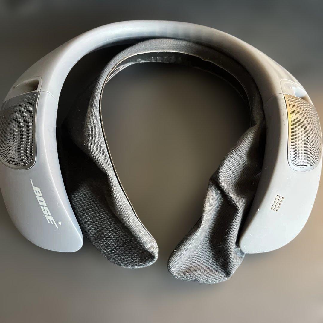 【美品】BOSE SOUNDWEAR 　ネックスピーカー