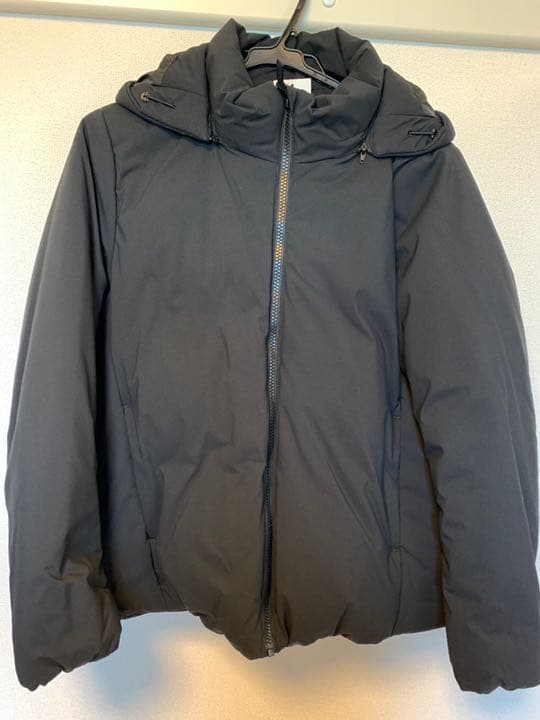 【タグ付き新品未使用】UNIQLOハイブリッドダウンパーカ