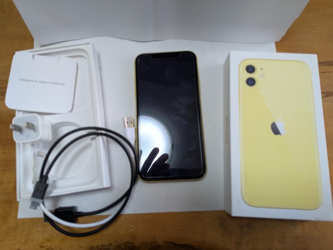 週末まで値下 iPhone 11 イエロー 64GB 本体 シムフリー
