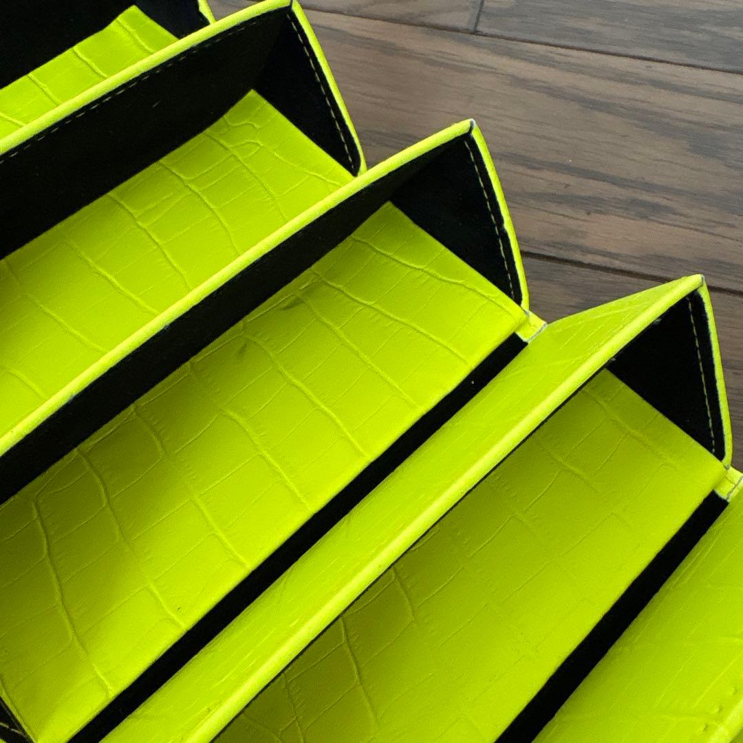 美品 Theo テオ 6本入り眼鏡ケース ロックンロールケース ベルギー