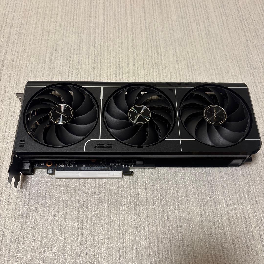 グラフィックボード・グラボ・ビデオカード ASUS AMD RADEON 9060XT 8G