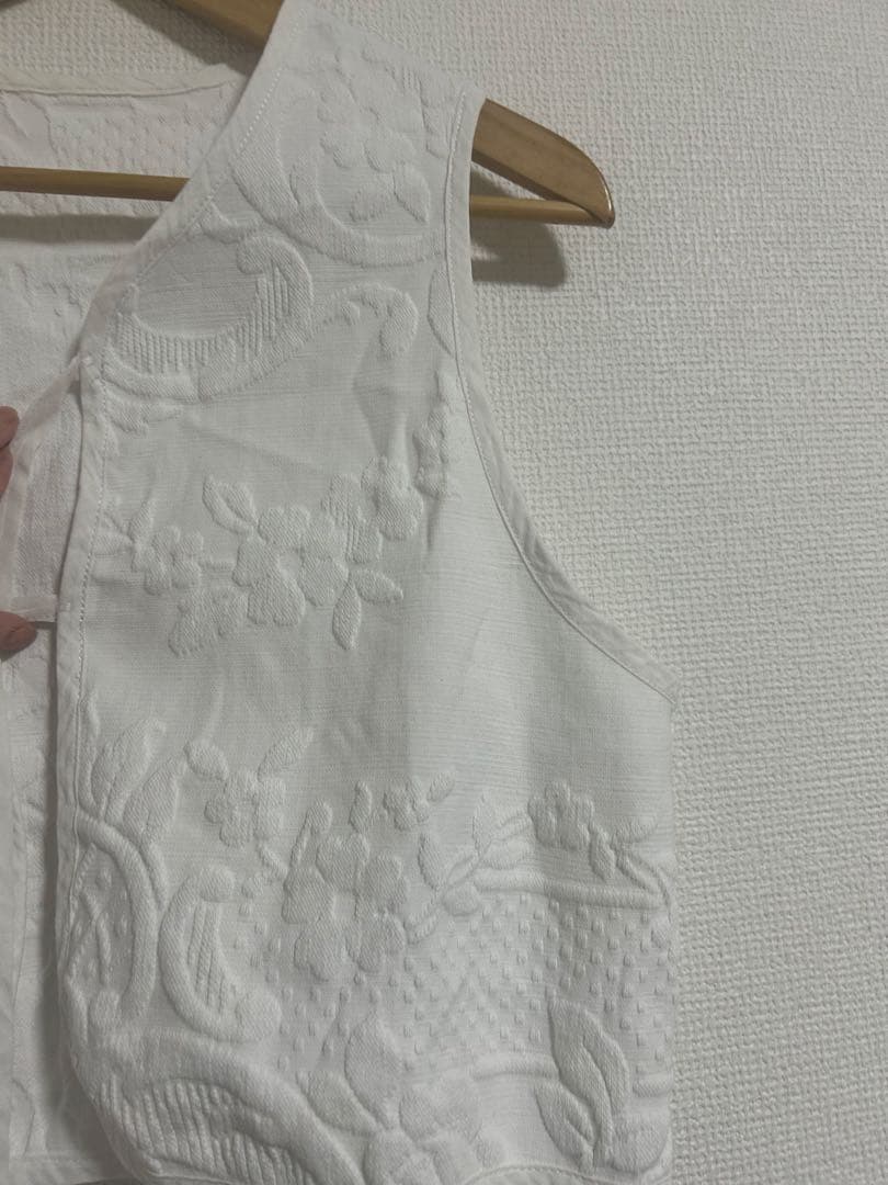 jojo ヴィンテージマテラッセ織　ホワイトベスト