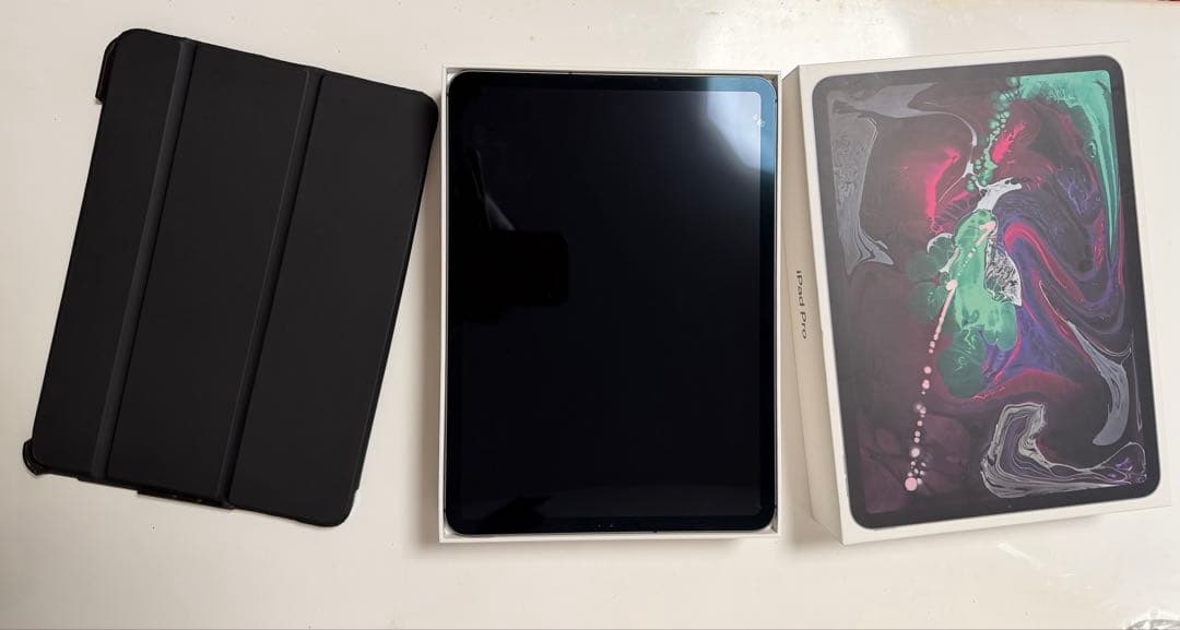 iPad Pro 11インチ 512GB A1934 スペースグレイ ケース付き