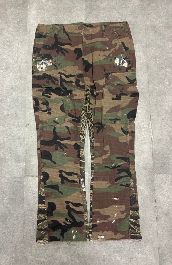 mnml カーゴフレアパンツ 迷彩フレア ブーツカット ハンターカモ