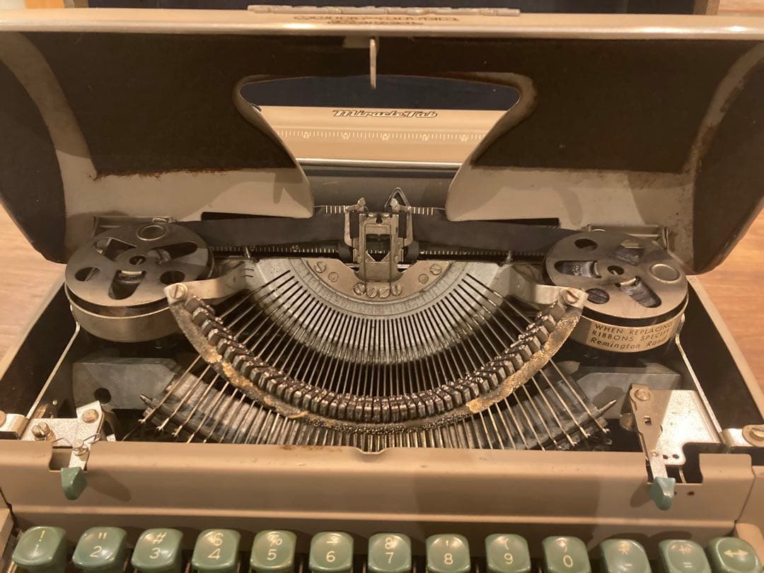 Remington Quiet-Riter タイプライター