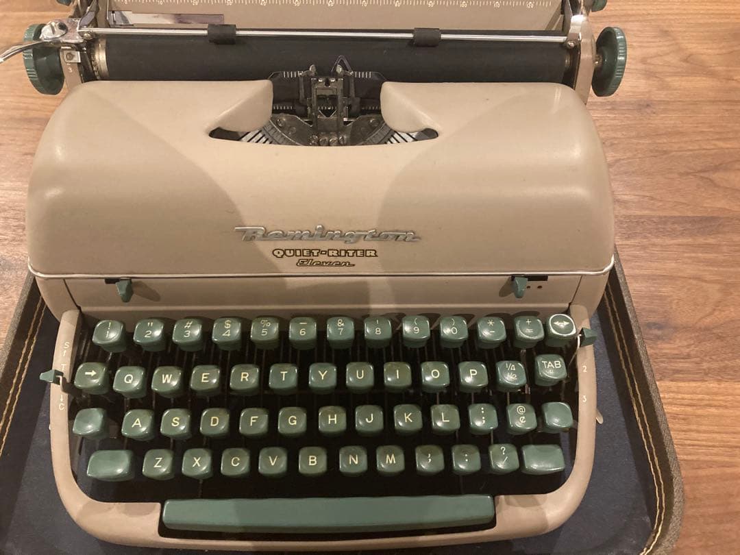 Remington Quiet-Riter タイプライター