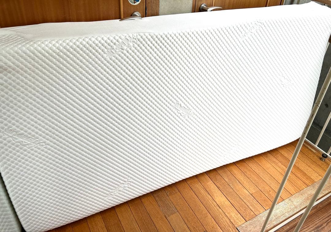 ★*★様 Tempur テンピュール　マットレス 約200cm×97cm 幅約2