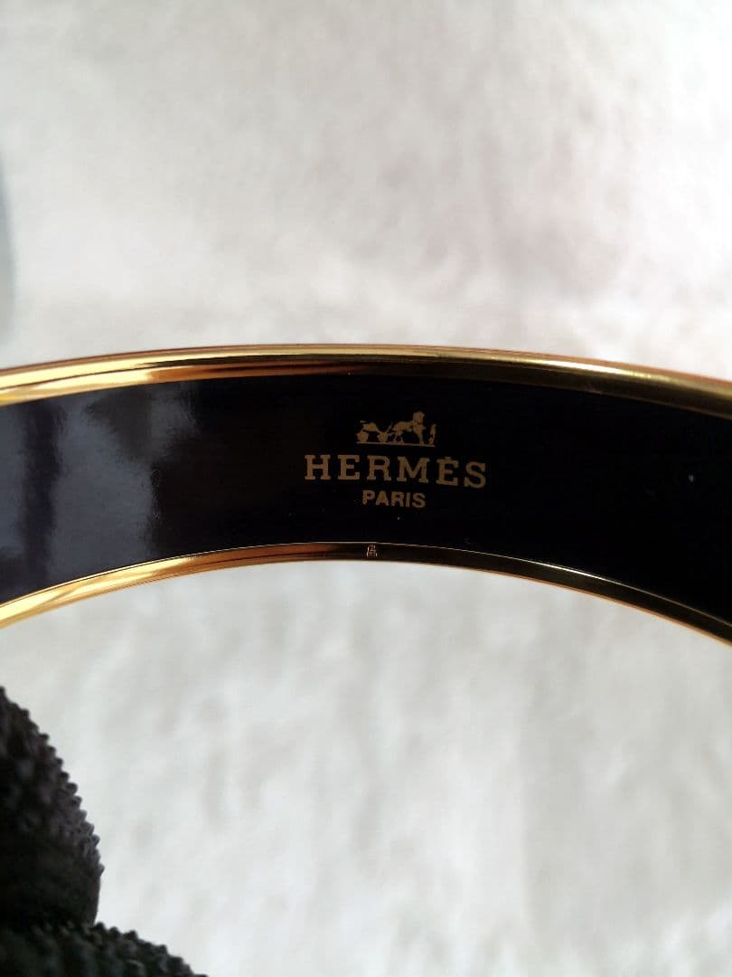 M*s様 【美品】HERMES エマイユ バングル 馬モチーフ 3連馬 七宝 馬