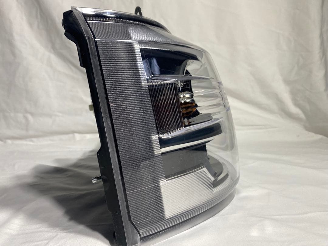 ダイハツ ハイゼットトラック S500P 後期 LED ヘッドライト 右 純正