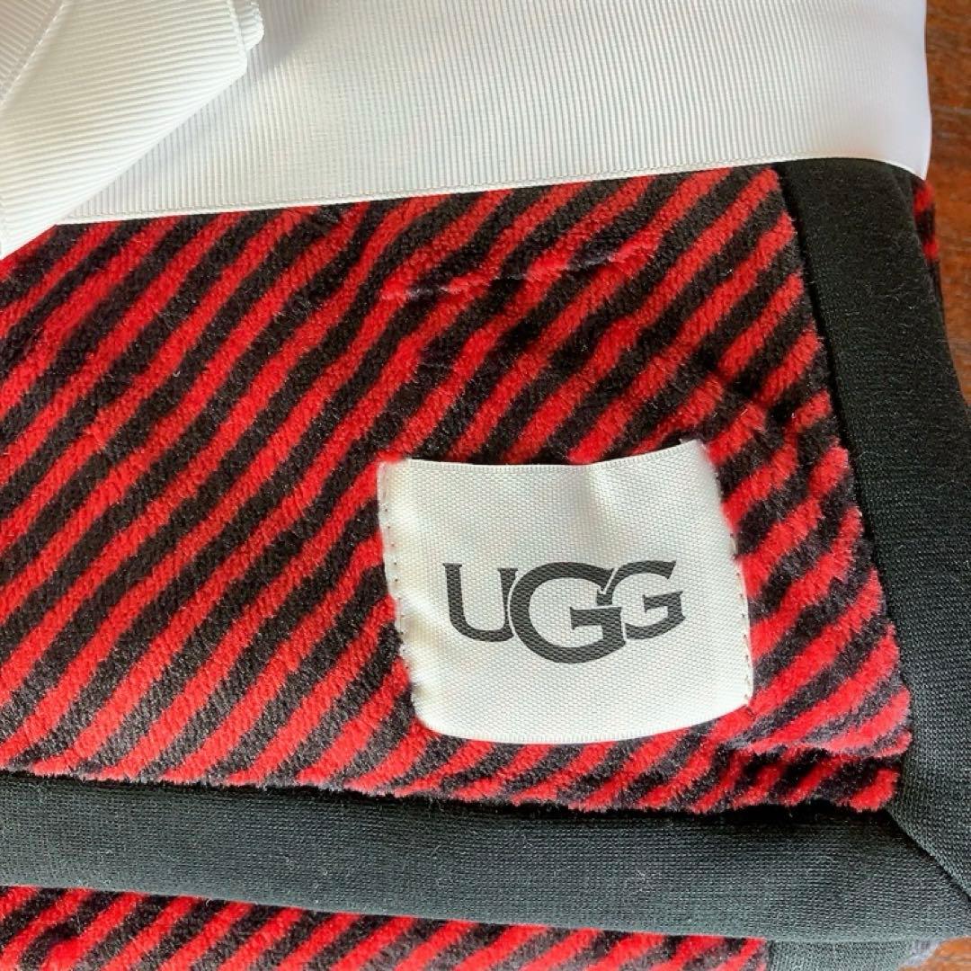 UGG新品ブランケット ミニ毛布 チェック 赤黒