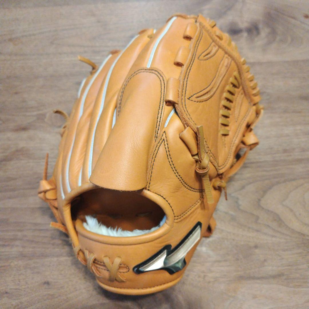 ミズノ軟式グローブ　グローバルエリート　Hselection SIGNA右投手用