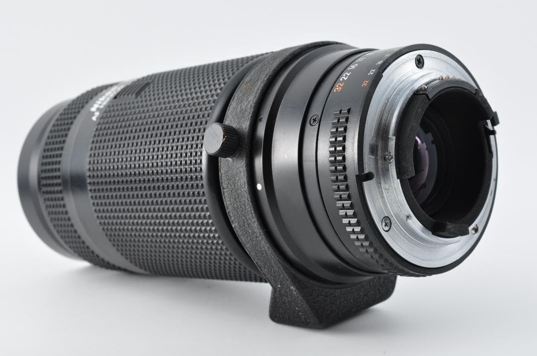 Nikon ニコン AF Nikkor 75-300mm F/4.5-5.6