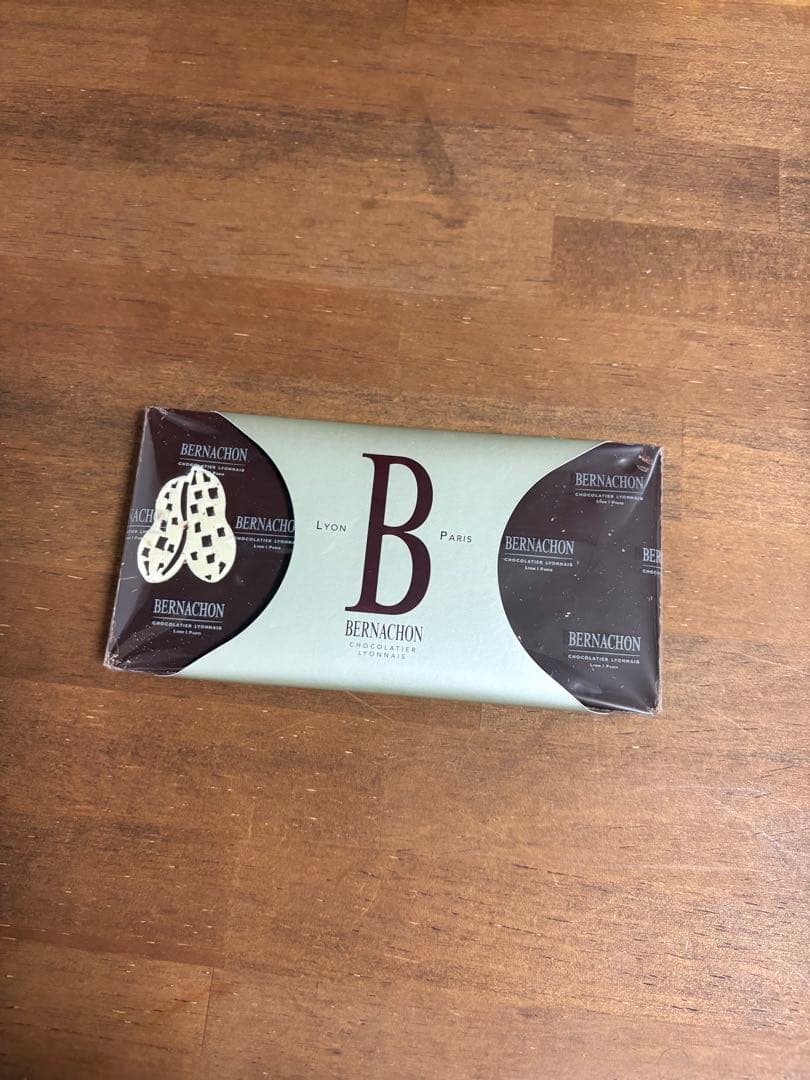 新作　ベルナシオン　タブレットカカウェット　ノワール