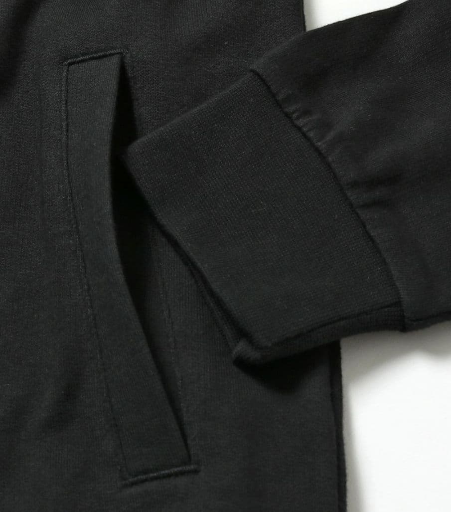 サ*ン様 エンポリオアルマーニ EMPORIO ARMANI EA7 セットアッ