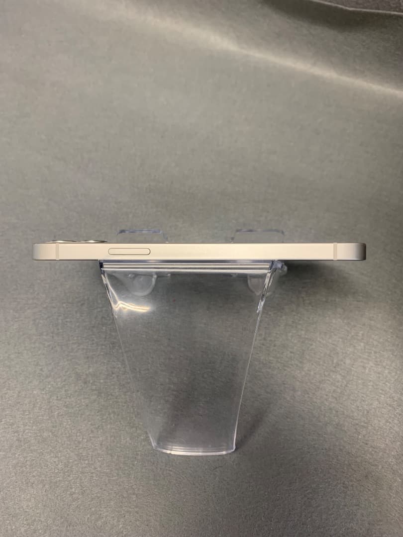 美品中古　国内版　SIMフリー　iPhone12 64GB　ホワイト色