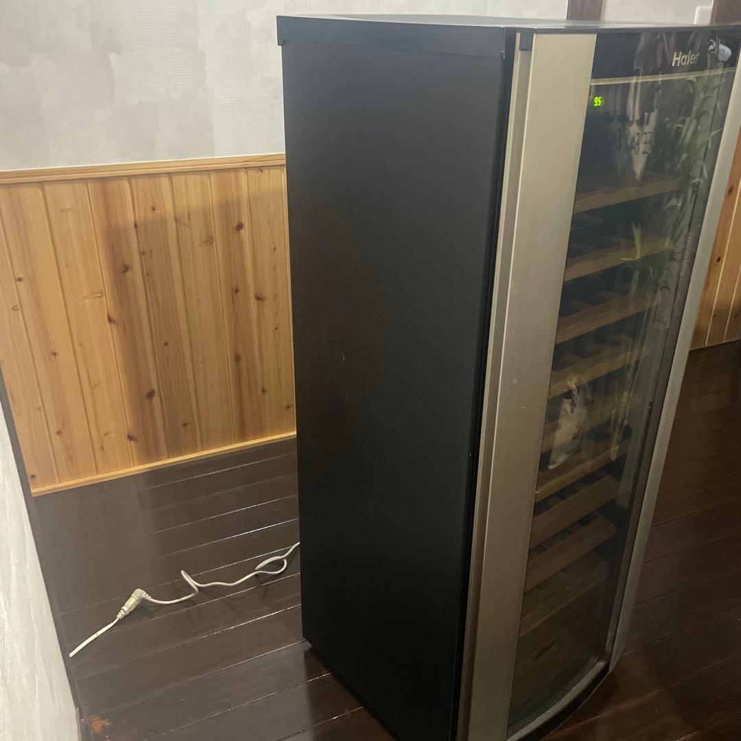 Haier ワインクーラー　ワインセラー 木製棚 10段