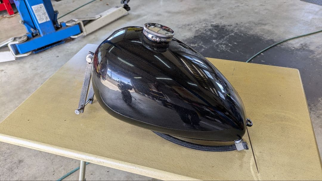 中古汎用☆ピーナッツタンク☆スポーツスター