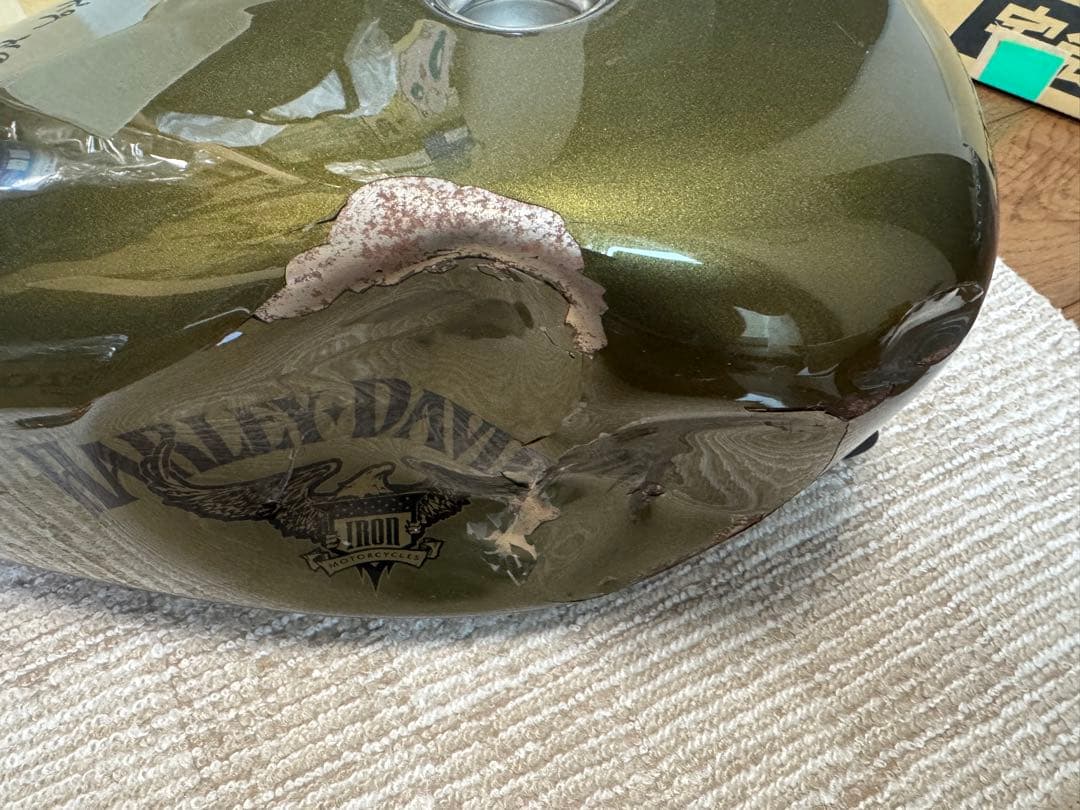 HARLEY-DAVIDSON スポーツスター オリーブゴールド　タンク