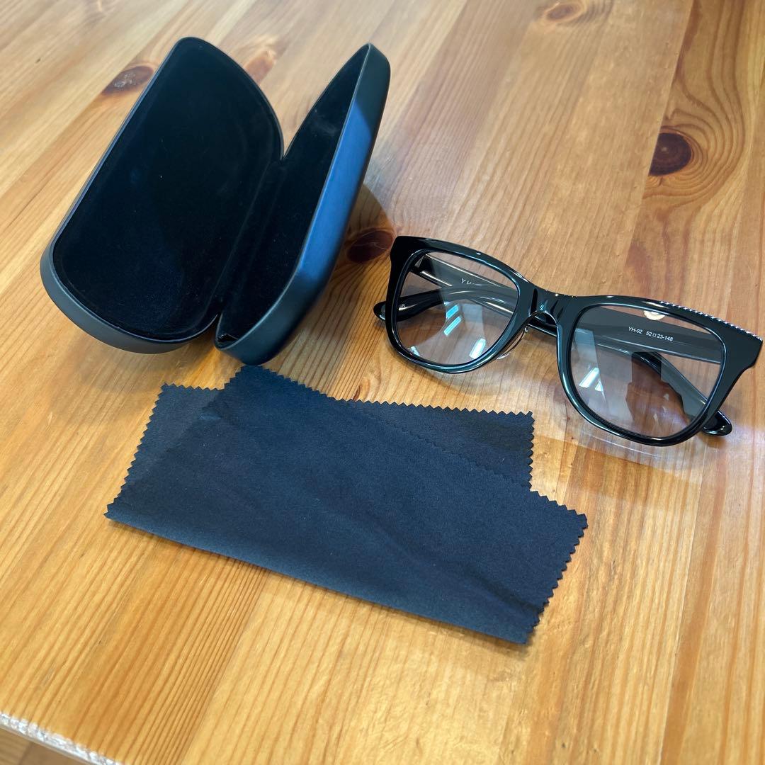 ⚪︎完売品⚪︎萩原裕介さん　YH02 BK/GR サングラス　カラーレンズ　グレー