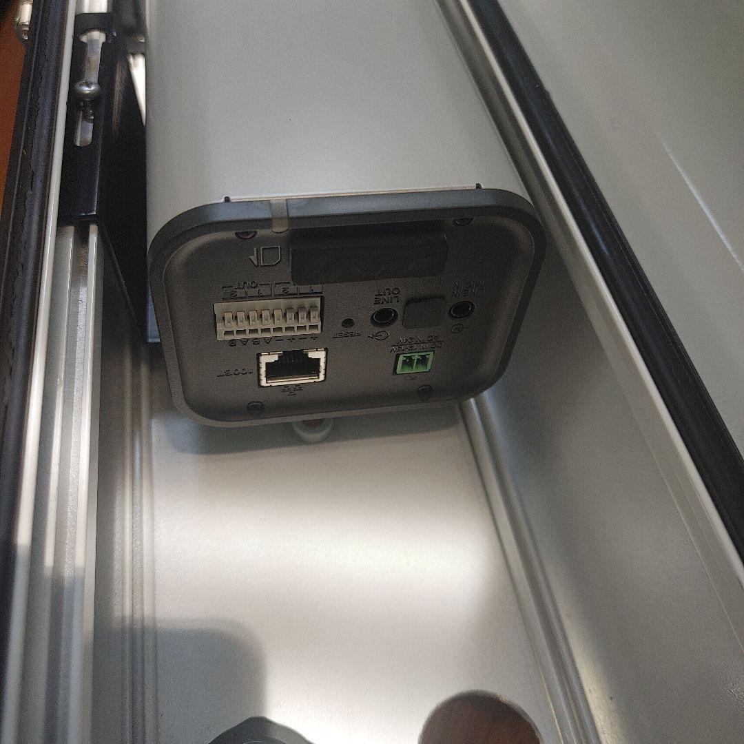 屋外ケース付き　防犯カメラ　キャノン　ネットワークカメラ　VB-M720F