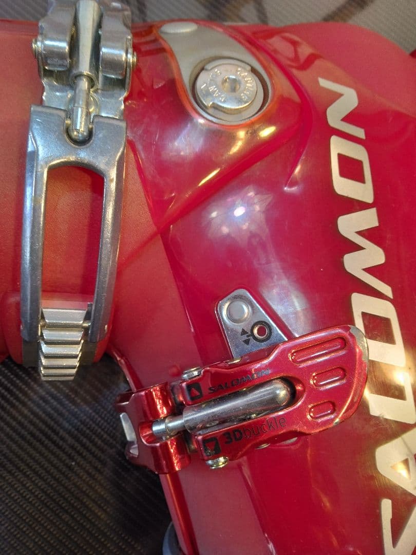 SALOMON スキー靴 赤