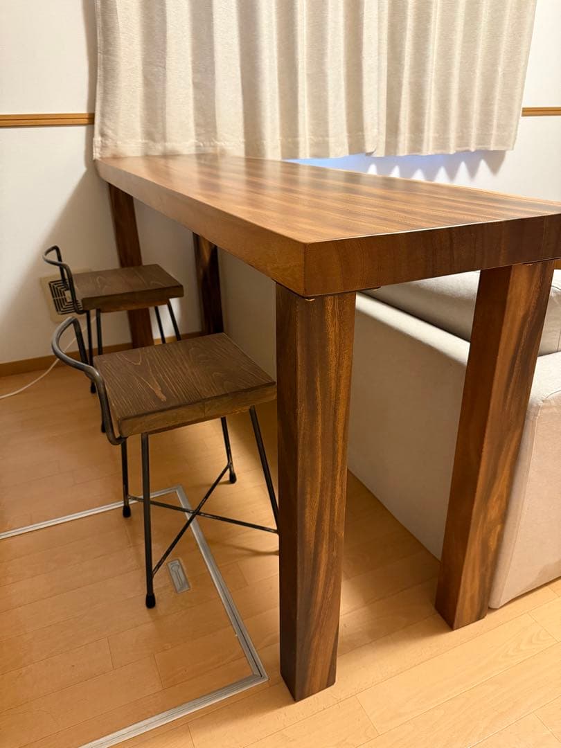 モンキーポッドカウンターテーブル　スツール付き