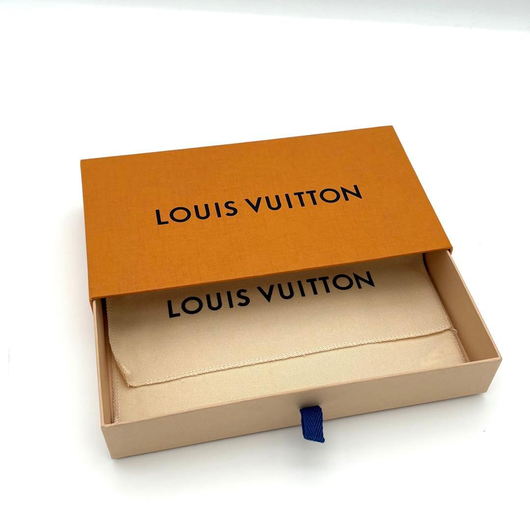 ルイヴィトン 長財布 モノグラム マヒナ ジッピーウォレット 新型 2442