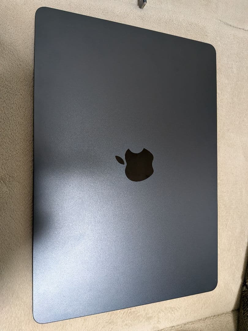 MacBookAir M2チップ ミッドナイト256GB　値下げ交渉可能