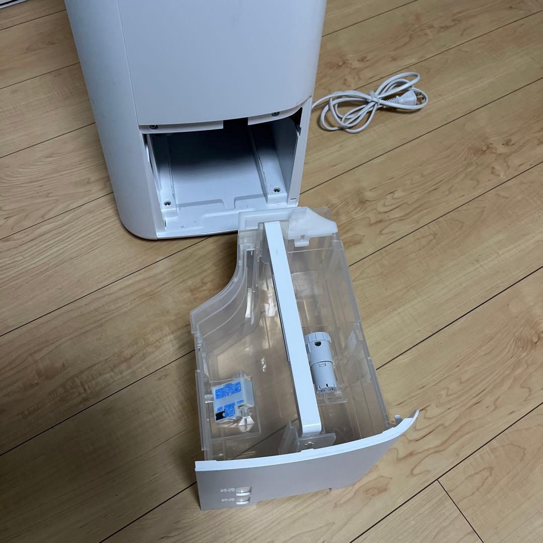 （Ａ）シャープ 除加湿空気清浄機 KI-PD50-W 2023年製