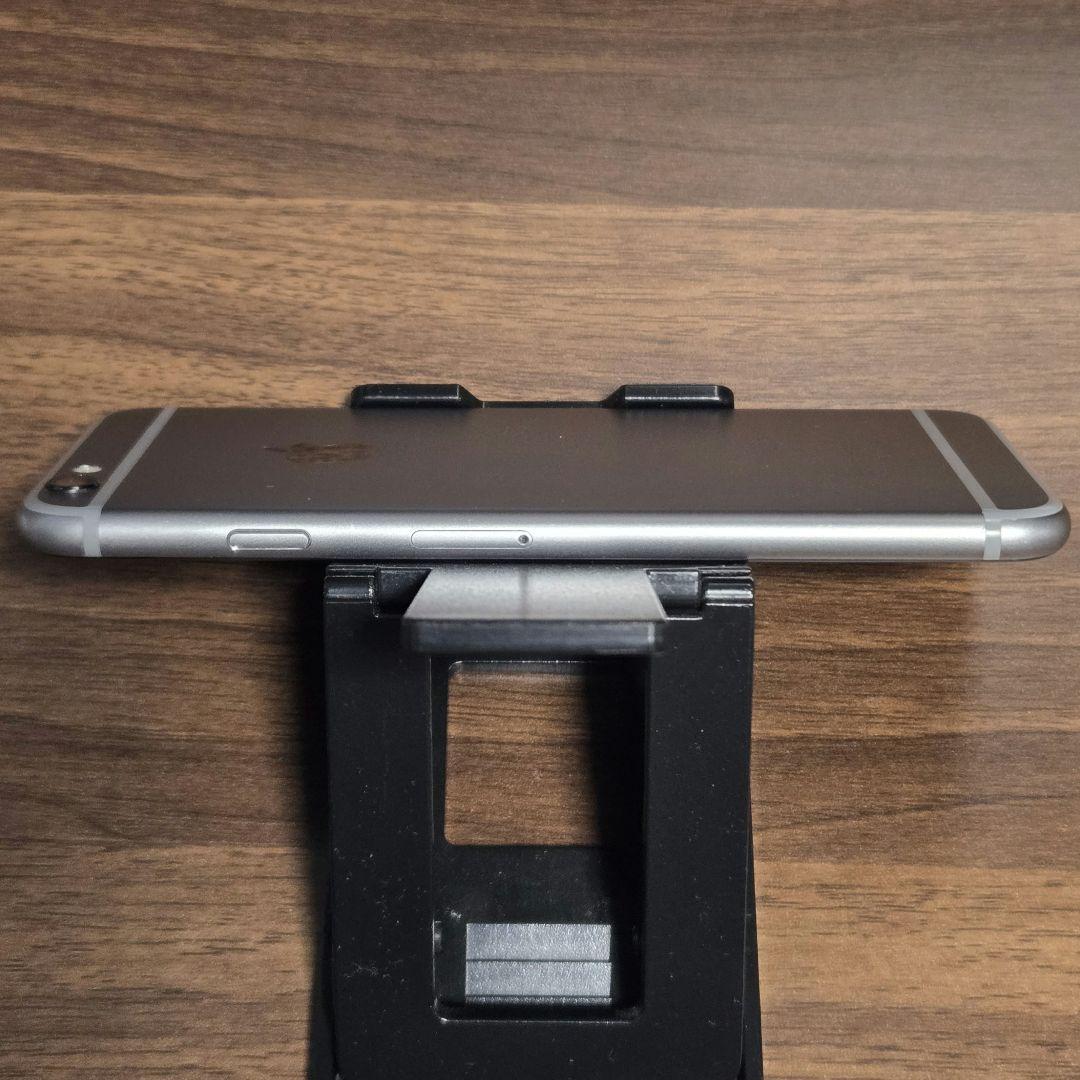 iPhone 6s 64GB グレー