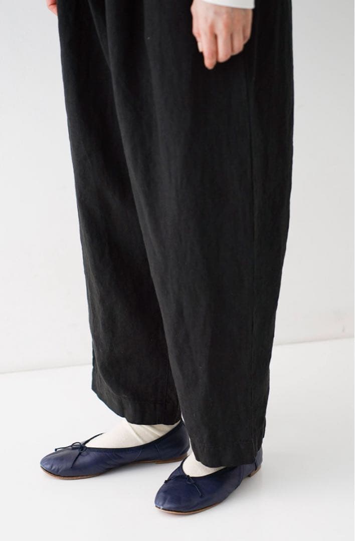 ぐりとぐら様⭐︎ ネストローブnest Robeブラックリネンイージーパンツ